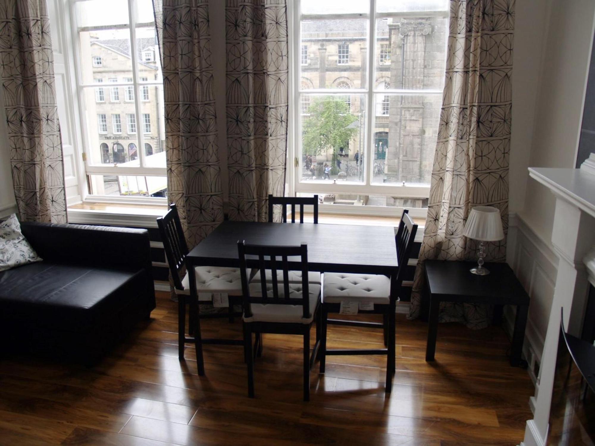 Niddry Street Apartments Edinburgh Room photo